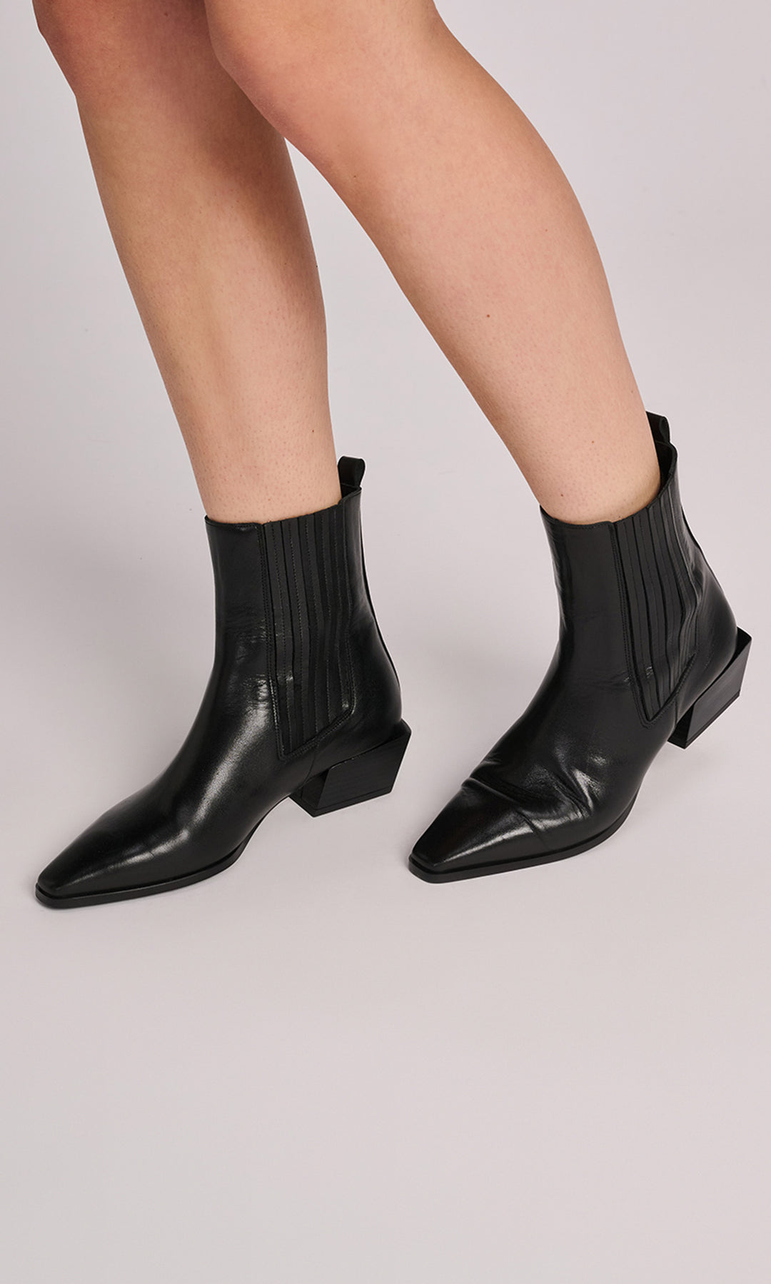 Ramele Boot